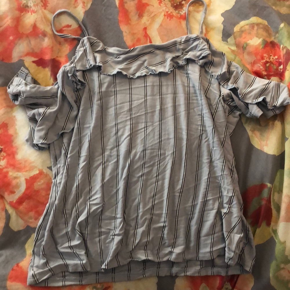 American eagle top!!